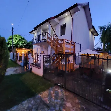 Διαμέρισμα Casa Doros