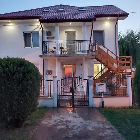 Appartement Casa Doros *